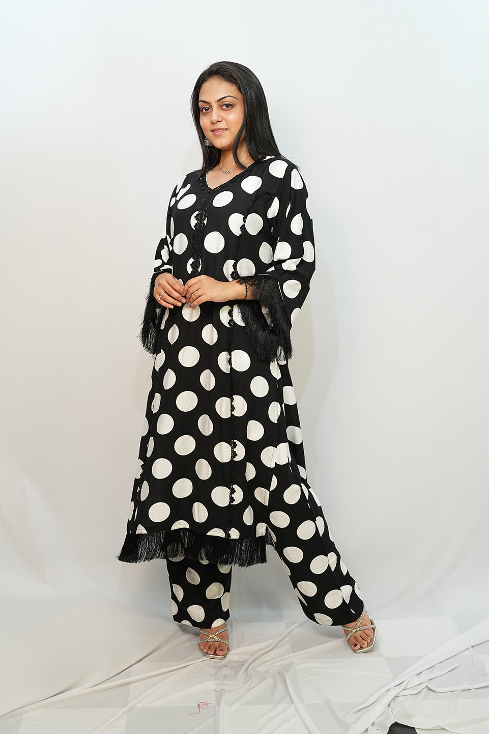 Bling Fabrics Cord Set for Women Stylish Round Pattern Black And White Poly Rayon - Resham Lace 2- 04