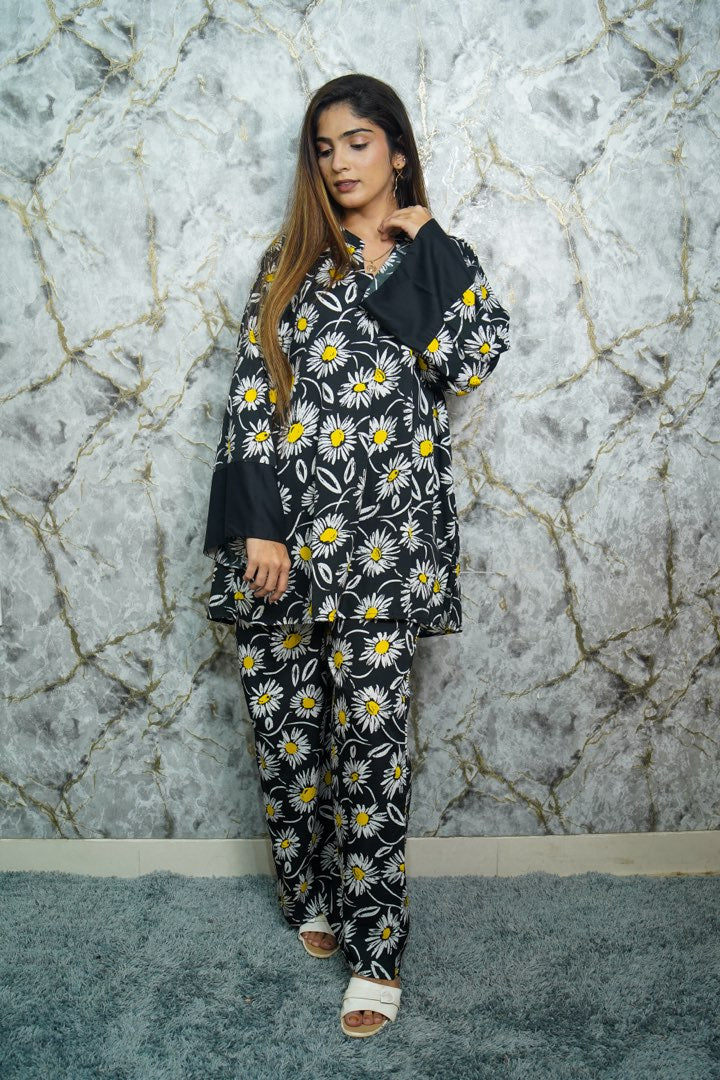 Black Cluff Midnight Daisy Co-Ord Set