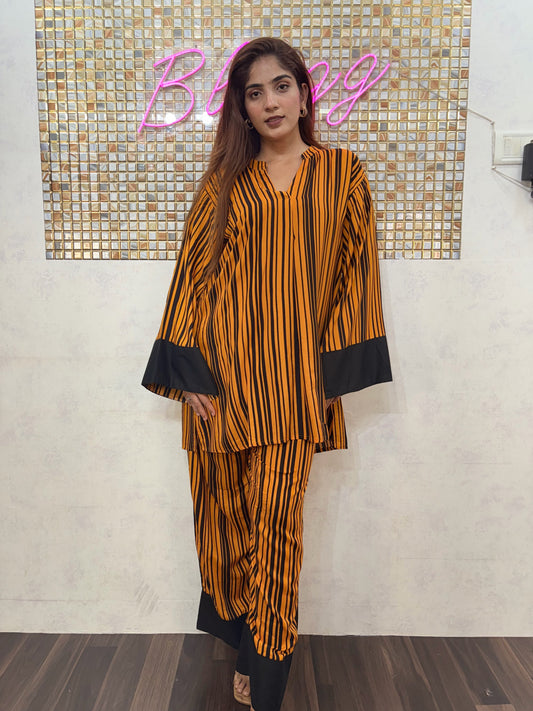 Black cuff amber Noir Co-Ord Set